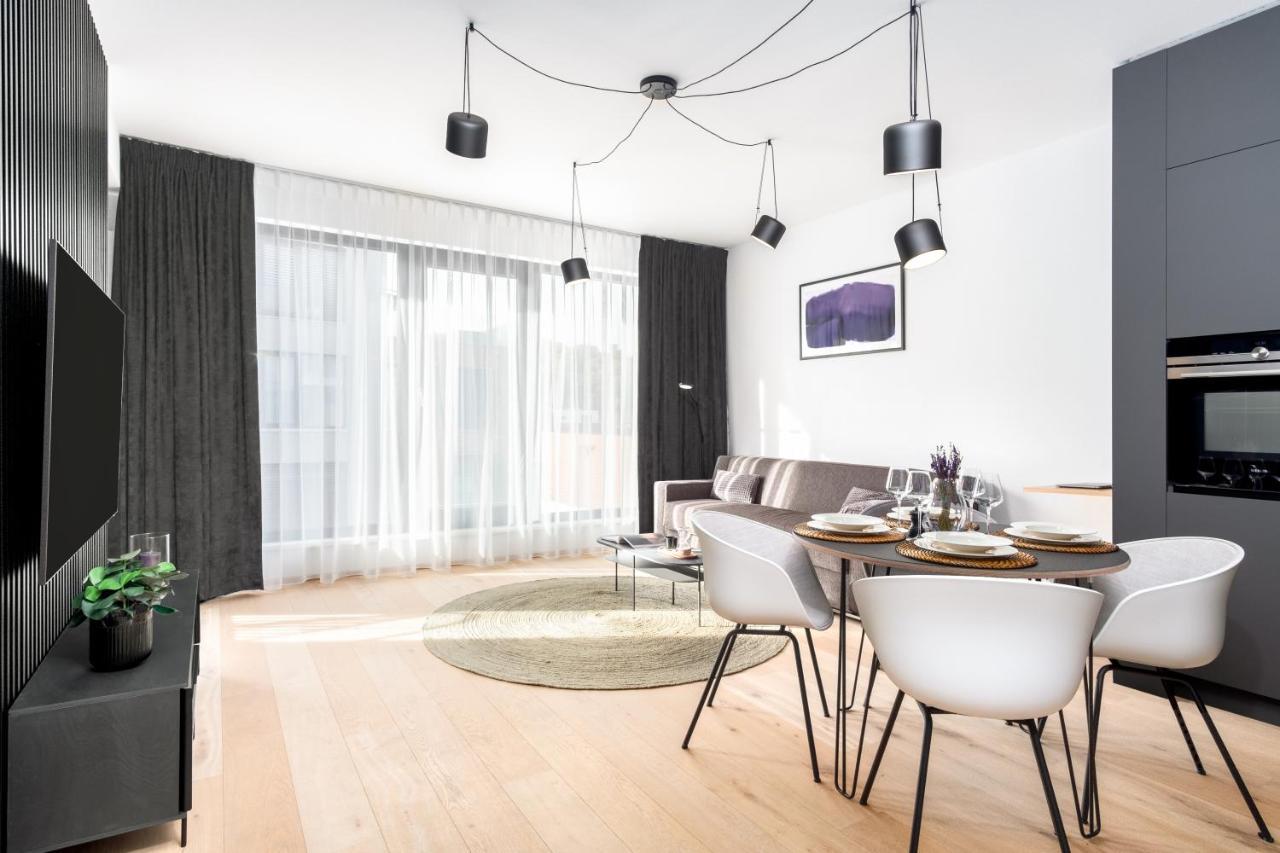 Prague Days - Premium Apartments - Balcony Екстер'єр фото
