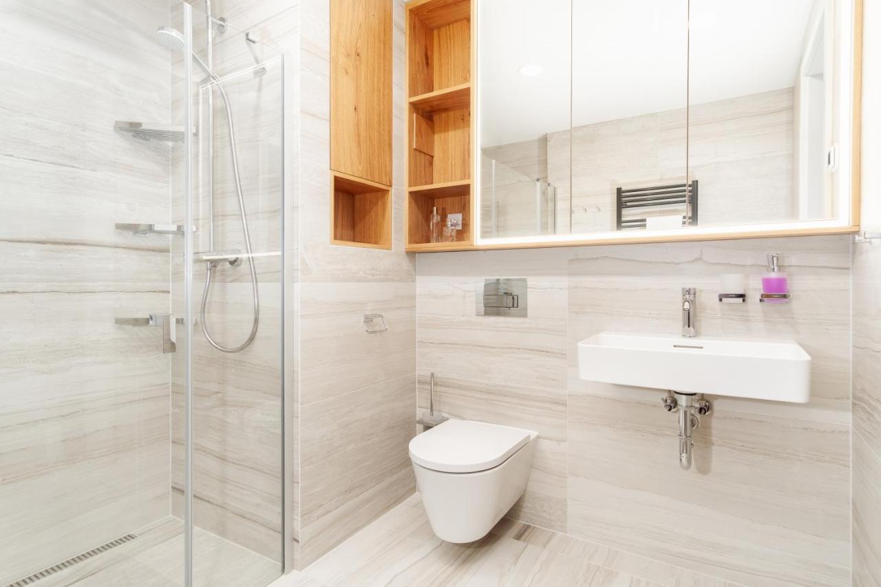 Prague Days - Premium Apartments - Balcony Екстер'єр фото