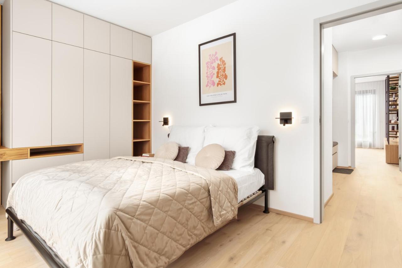 Prague Days - Premium Apartments - Balcony Екстер'єр фото